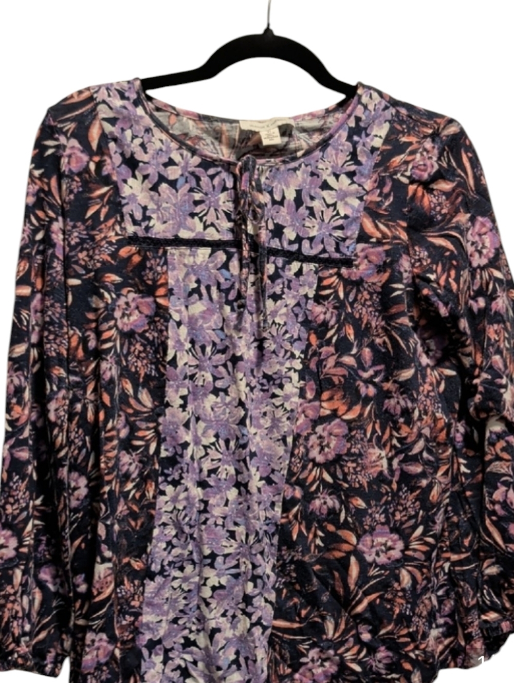Vintage America White and Multicolor Floral Label Top